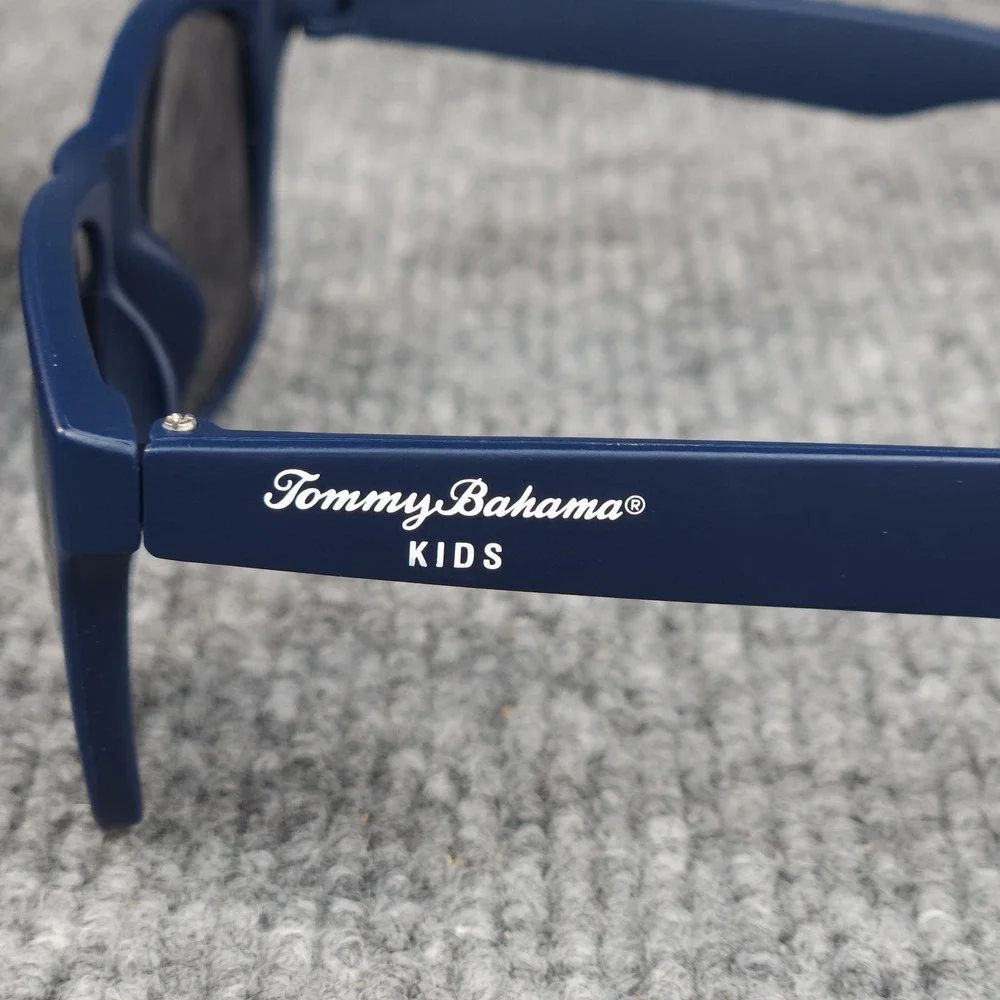 Tommy Bahama Kids Sunglasses With Case Blue